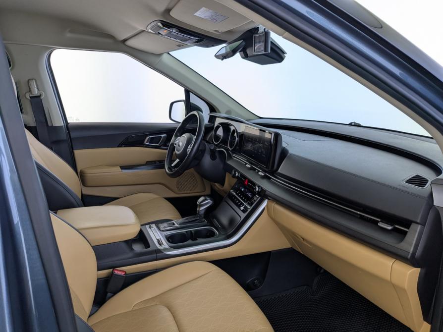 Kia Carnival IV Москва  - изображение 11