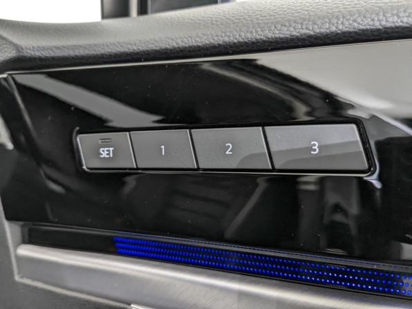 Volkswagen Touareg III с пробегом 2020 года, цена 5 515 000 рублей, 91203 км, внедорожник, Автокод Объявления