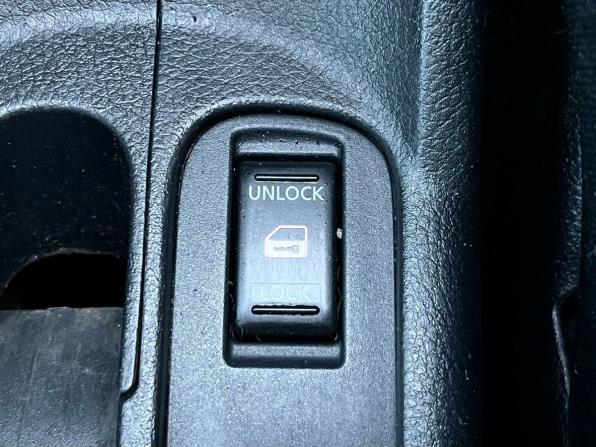 Nissan Note I Рестайлинг с пробегом 2011 года, цена 530 000 рублей, 172014 км, хэтчбек, Автокод Объявления