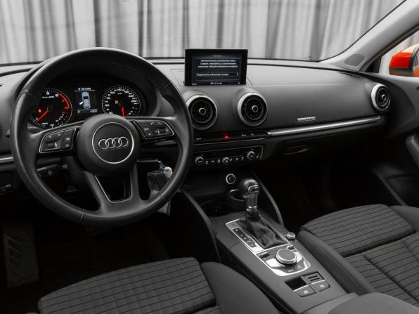 Audi A3 III (8V) Рестайлинг с пробегом 2019 года, цена 2 780 000 рублей, 74712 км, хэтчбек, Автокод Объявления