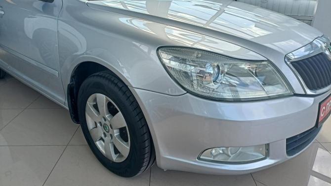 Skoda Octavia II (A5) Рестайлинг с пробегом 2013 года, цена 741 000 рублей, 262000 км, лифтбек, Автокод Объявления