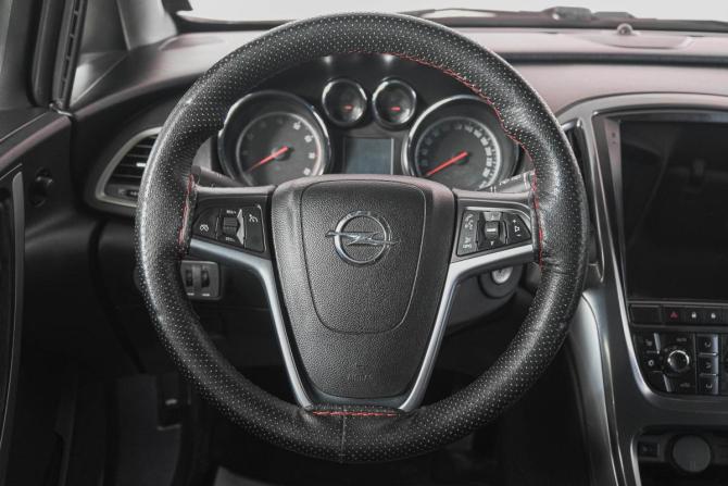 Opel Astra J с пробегом 2011 года, цена 819 000 рублей, 199866 км, хэтчбек, Автокод Объявления