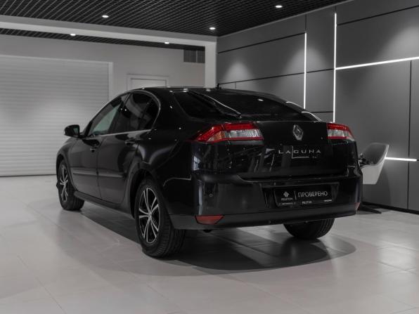 Renault Laguna III Рестайлинг с пробегом 2011 года, цена 745 000 рублей, 310244 км, лифтбек, Автокод Объявления