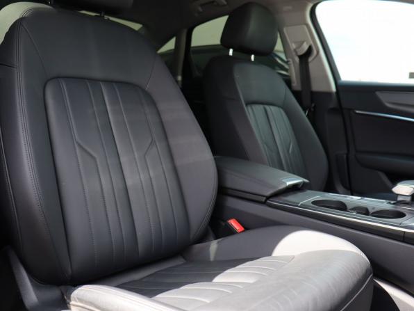 Audi A6 V (C8) с пробегом 2019 года, цена 3 300 000 рублей, 152713 км, седан, Автокод Объявления