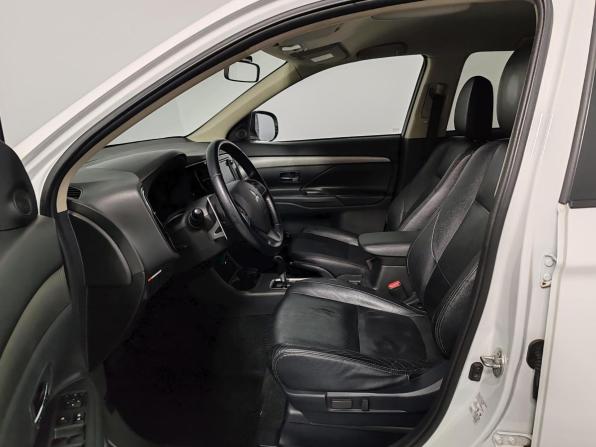 Mitsubishi Outlander III с пробегом 2013 года, цена 1 369 000 рублей, 222799 км, внедорожник, Автокод Объявления
