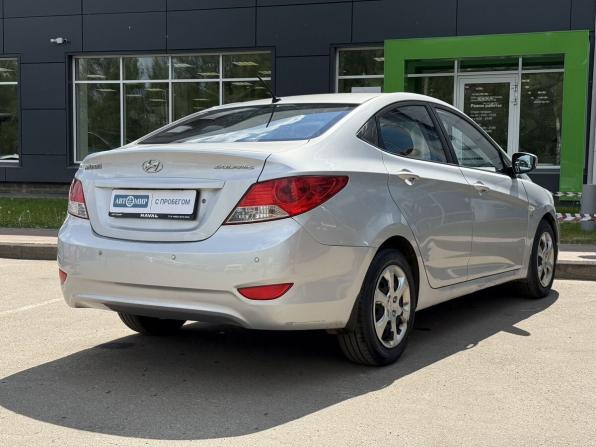 Hyundai Solaris I с пробегом 2013 года, цена 625 000 рублей, 253244 км, седан, Автокод Объявления