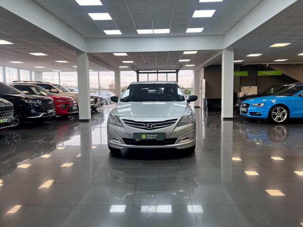 Hyundai Solaris I Рестайлинг с пробегом 2015 года, цена 830 000 рублей, 97239 км, хэтчбек, Автокод Объявления
