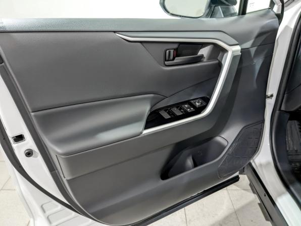Toyota RAV4 V (XA50) с пробегом 2024 года, цена 3 990 000 рублей, 14987 км, внедорожник, Автокод Объявления