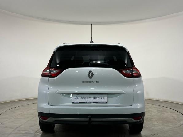 Renault Scenic IV с пробегом 2017 года, цена 1 499 000 рублей, 151575 км, компактвэн, Автокод Объявления