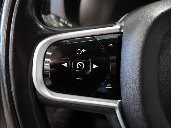 Volvo XC60 II с пробегом 2019 года, цена 2 808 000 рублей, 201346 км, внедорожник, Автокод Объявления