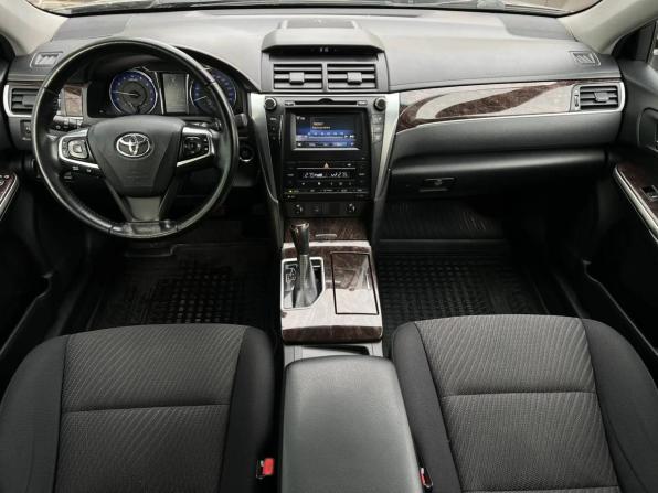 Toyota Camry VII (XV50) Рестайлинг с пробегом 2016 года, цена 2 099 000 рублей, 142000 км, седан, Автокод Объявления