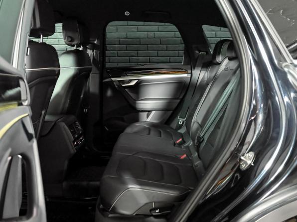 Volkswagen Touareg III с пробегом 2020 года, цена 5 490 000 рублей, 109673 км, внедорожник, Автокод Объявления