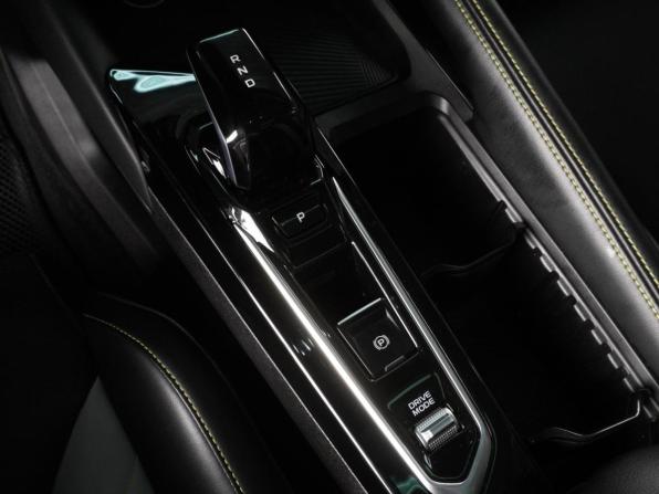 Geely Coolray I Рестайлинг с пробегом 2023 года, цена 2 049 000 рублей, 25606 км, внедорожник, Автокод Объявления