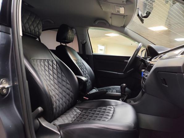 Skoda Rapid I с пробегом 2015 года, цена 799 000 рублей, 60127 км, лифтбек, Автокод Объявления