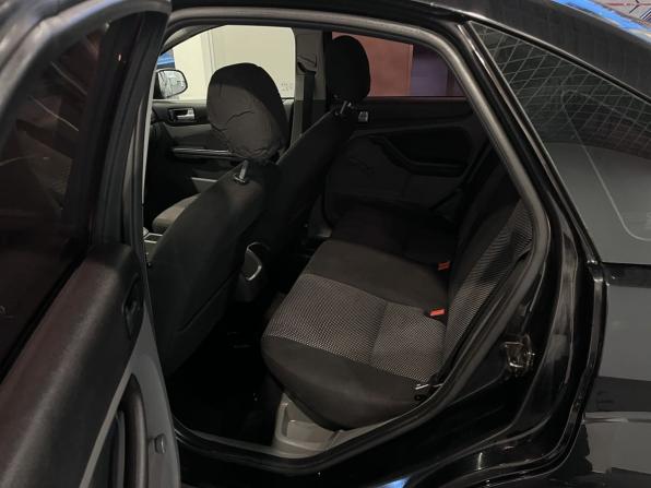 Ford Focus II Рестайлинг с пробегом 2011 года, цена 534 000 рублей, 200801 км, седан, Автокод Объявления