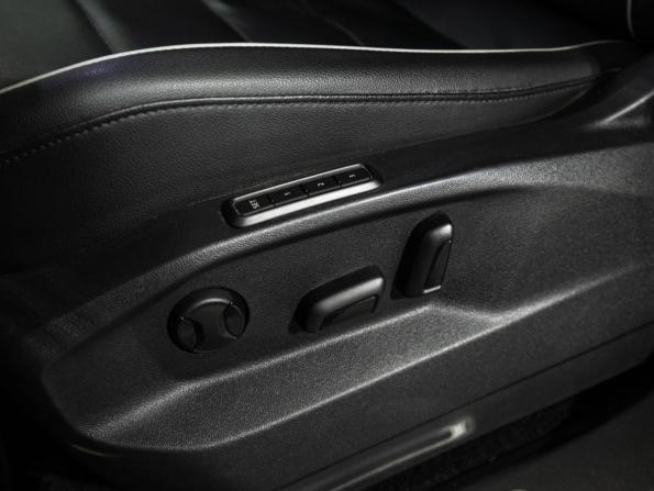 Volkswagen Tiguan II с пробегом 2017 года, цена 2 849 000 рублей, 139172 км, внедорожник, Автокод Объявления