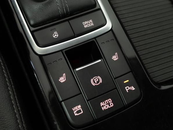Kia Optima IV Рестайлинг с пробегом 2018 года, цена 1 749 777 рублей, 179158 км, седан, Автокод Объявления
