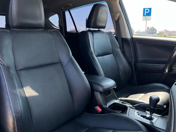 Toyota RAV4 IV (XA40) Рестайлинг с пробегом 2019 года, цена 2 689 000 рублей, 99204 км, внедорожник, Автокод Объявления