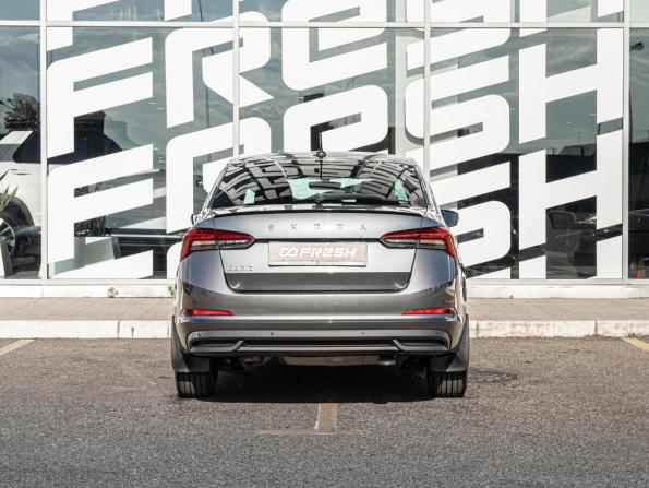 Skoda Rapid II с пробегом 2022 года, цена 1 919 000 рублей, 67337 км, лифтбек, Автокод Объявления