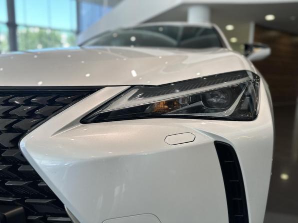 Lexus UX I с пробегом 2021 года, цена 3 056 000 рублей, 94816 км, внедорожник, Автокод Объявления