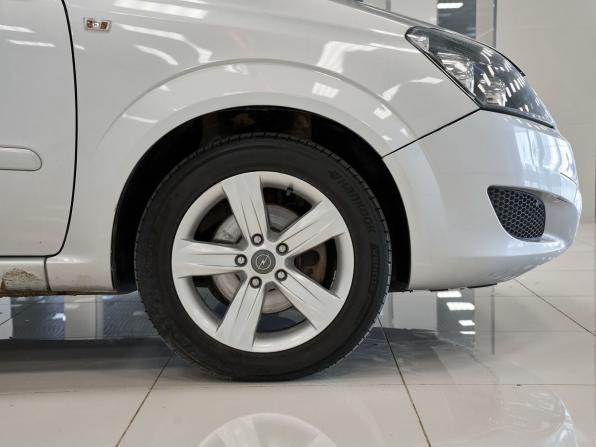 Opel Zafira B Рестайлинг с пробегом 2012 года, цена 674 000 рублей, 136831 км, компактвэн, Автокод Объявления