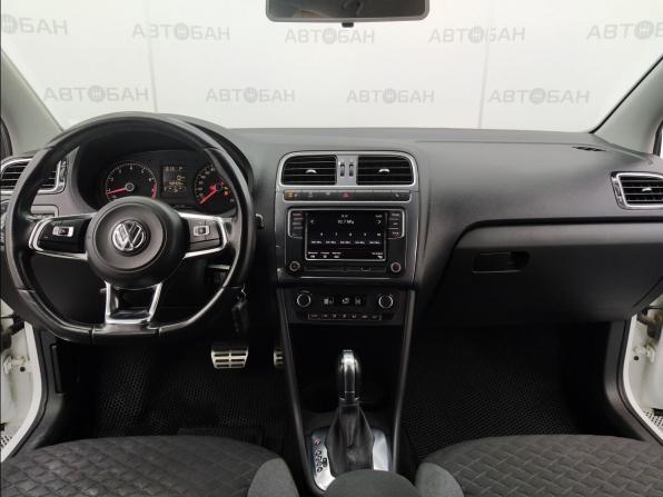 Volkswagen Polo V Рестайлинг с пробегом 2018 года, цена 1 100 000 рублей, 158407 км, седан, Автокод Объявления