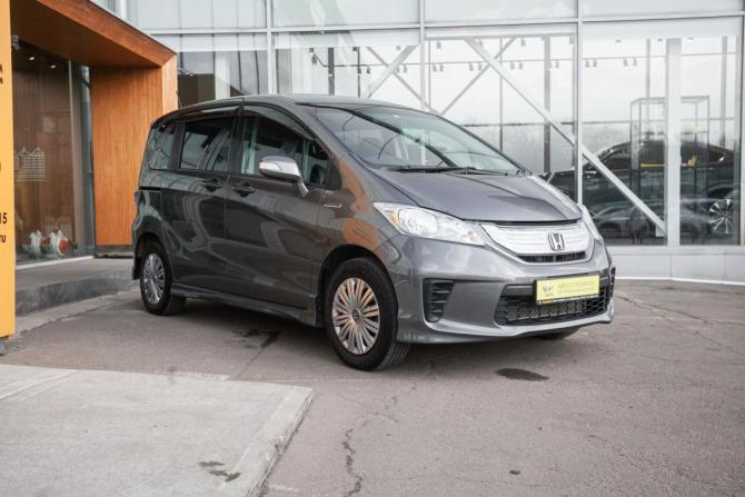 Honda Freed I Рестайлинг с пробегом 2012 года, цена 898 000 рублей, 207500 км, компактвэн, Автокод Объявления
