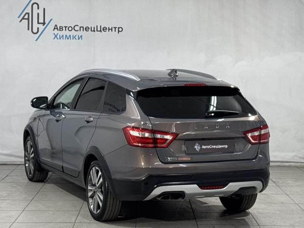 Lada (ВАЗ) Vesta I с пробегом 2018 года, цена 1 099 800 рублей, 105500 км, универсал, Автокод Объявления