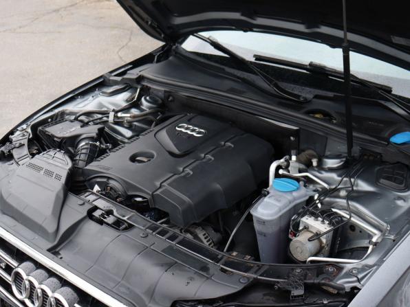 Audi A4 IV (B8) Рестайлинг с пробегом 2012 года, цена 1 500 000 рублей, 201075 км, седан, Автокод Объявления
