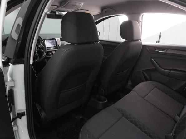 Skoda Rapid II с пробегом 2020 года, цена 1 589 000 рублей, 106665 км, лифтбек, Автокод Объявления