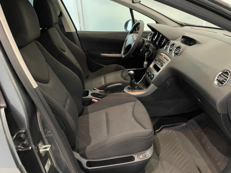 Peugeot 308 I Рестайлинг Москва  - изображение 13