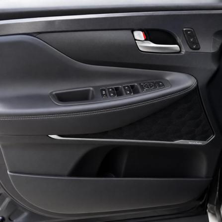 Hyundai Santa Fe IV Рестайлинг с пробегом 2021 года, цена 3 450 000 рублей, 108993 км, внедорожник, Автокод Объявления