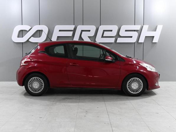 Peugeot 208 I с пробегом 2013 года, цена 799 000 рублей, 126338 км, хэтчбек, Автокод Объявления