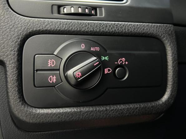 Volkswagen Touareg II с пробегом 2012 года, цена 1 700 000 рублей, 180889 км, внедорожник, Автокод Объявления
