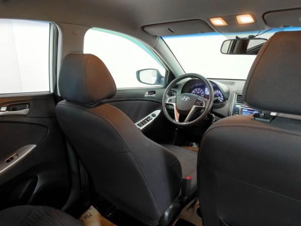 Hyundai Solaris I Рестайлинг с пробегом 2016 года, цена 930 000 рублей, 125249 км, седан, Автокод Объявления