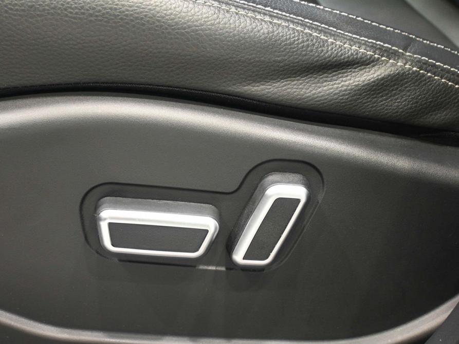 Geely Emgrand X7 I Рестайлинг 2 Ростов-на-Дону  - изображение 28