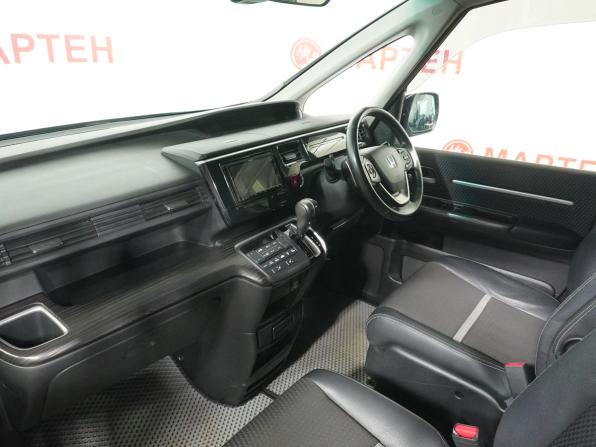 Honda Stepwgn V с пробегом 2015 года, цена 1 717 000 рублей, 164633 км, минивэн, Автокод Объявления