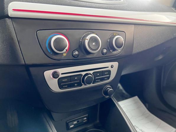 Renault Megane III Рестайлинг с пробегом 2013 года, цена 590 000 рублей, 228410 км, хэтчбек, Автокод Объявления