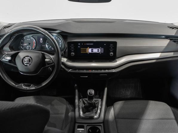 Skoda Octavia IV (A8) с пробегом 2021 года, цена 2 022 800 рублей, 132437 км, лифтбек, Автокод Объявления