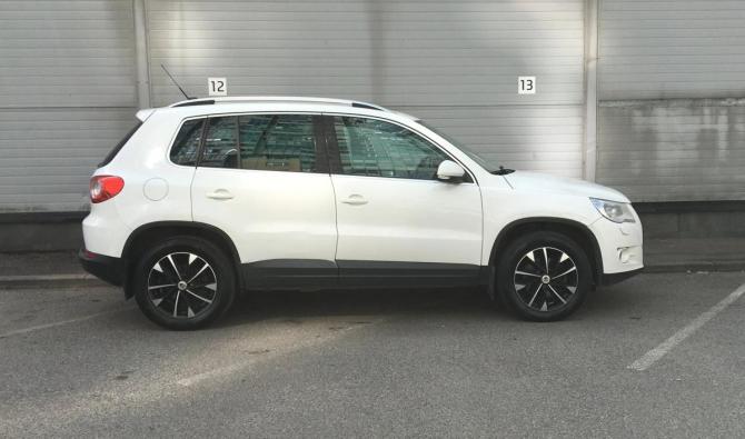 Volkswagen Tiguan I с пробегом 2011 года, цена 689 000 рублей, 291552 км, внедорожник, Автокод Объявления