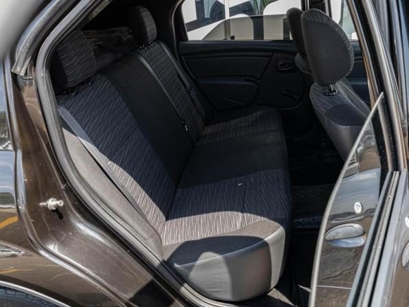 Renault Logan I Рестайлинг с пробегом 2011 года, цена 330 000 рублей, 293878 км, седан, Автокод Объявления
