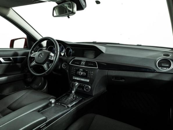 Mercedes-Benz C-Класс III (W204) Рестайлинг с пробегом 2011 года, цена 1 350 000 рублей, 296896 км, седан, Автокод Объявления