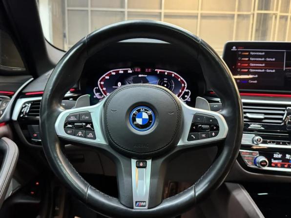 BMW 5 серии VII (G30/G31/G38) Рестайлинг с пробегом 2021 года, цена 4 657 000 рублей, 79103 км, седан, Автокод Объявления