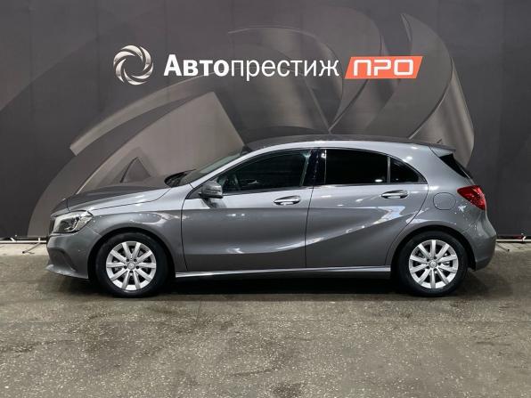 Mercedes-Benz A-Класс III (W176) Рестайлинг с пробегом 2015 года, цена 1 390 000 рублей, 143580 км, хэтчбек, Автокод Объявления