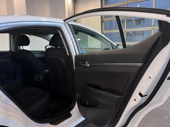 Hyundai Elantra VI (AD) Рестайлинг с пробегом 2020 года, цена 1 560 000 рублей, 141053 км, седан, Автокод Объявления