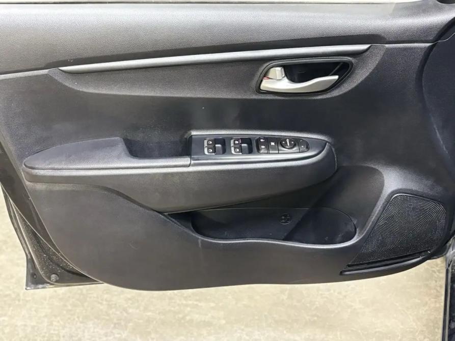 Kia Rio IV Саратов  - изображение 12