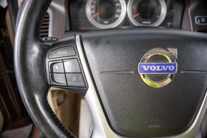 Volvo XC60 I с пробегом 2011 года, цена 1 599 000 рублей, 310000 км, внедорожник, Автокод Объявления