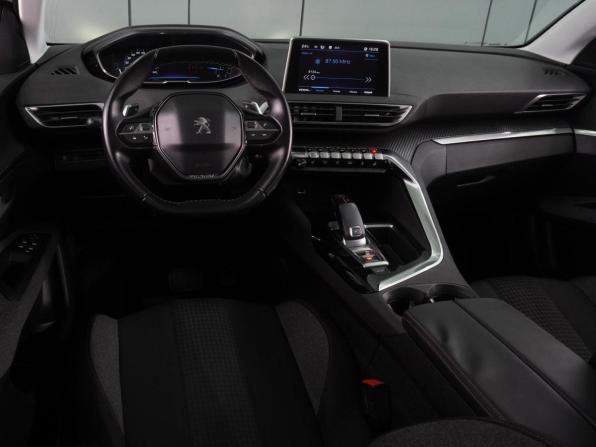 Peugeot 3008 II с пробегом 2017 года, цена 1 749 000 рублей, 81476 км, внедорожник, Автокод Объявления