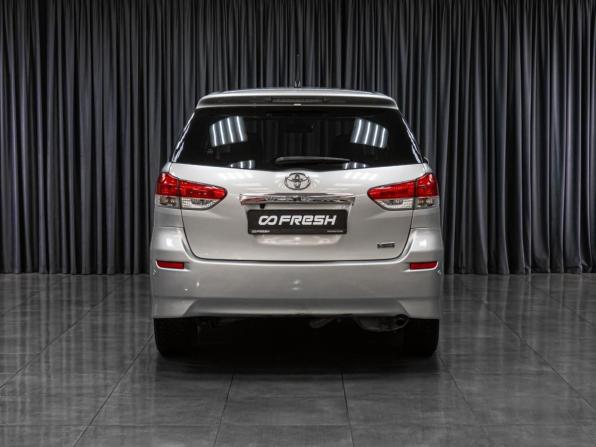 Toyota Wish II с пробегом 2010 года, цена 1 179 000 рублей, 198986 км, минивэн, Автокод Объявления