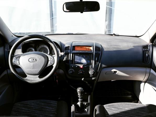Kia Ceed I с пробегом 2007 года, цена 425 000 рублей, 264904 км, хэтчбек, Автокод Объявления